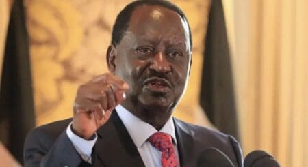 Le chef de l’opposition kényane, Raila Odinga, 80 ans, est mort mercredi 15 octobre au matin dans le sud de l’Inde après avoir perdu connaissance lors d’une promenade, a-t-on appris auprès de la police indienne.