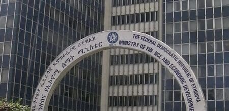 Malgré l'échec de la conclusion d'un accord, des « progrès substantiels» ont néanmoins été réalisés, à en croire le gouvernement dans un communiqué, ajoutant «qu'il espérait que les tractations reprendraient dans un avenir proche.» Une affirmation qui n’a rien à envier à la méthode Coué.