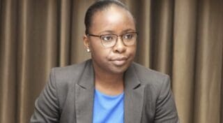 Marchés obligataires | Dette souveraine : Retour imminent de l’Angola sur le marché Selon leur profil, ces obligations seront libellées en dollars pour des maturités respectives de cinq et dix ans arrivant à échéance en janvier 2031 et octobre 2035, assorties d’un taux d’intérêt de 9,7% et 10,5 %.