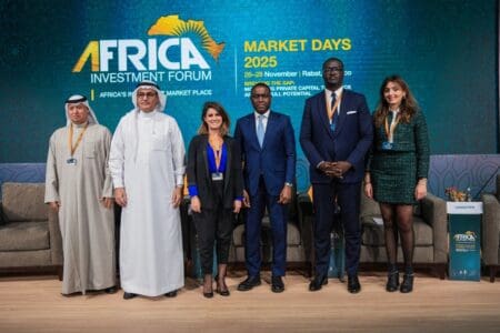 Des décideurs politiques, des investisseurs et des responsables du financement du développement ont abordé, jeudi 29 novembre à Rabat, un des défis les plus pressants en Afrique : débloquer les capitaux nécessaires pour répondre à la demande croissante en matière d’infrastructures et de solutions climatiques.