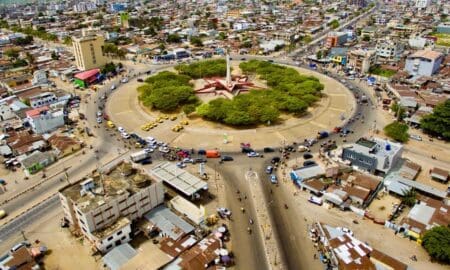 Depuis le 7 décembre, elle s’exprime sur les réseaux sociaux, où de nombreuses voix, au Bénin comme au sein de la diaspora, ont exprimé leur refus du chaos et leur fidélité à la démocratie.