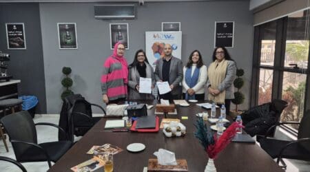 L’Association MOWAIB – Moroccan Women Acting in International Business - et la plateforme internationale TradeSocial FZCO, née d’initiatives onusiennes et spécialisée dans la simplification des échanges grâce à l’intelligence artificielle, ont signé un Memorandum of Understanding (MoU). L’objectif : renforcer la participation des femmes entrepreneures marocaines et africaines aux chaînes de valeur globales.