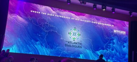 Le Policy Center for the New South (PCNS) ouvre la 14ᵉ édition de sa conférence internationale phare, les Atlantic Dialogues, un rendez-vous désormais incontournable pour décrypter les transformations profondes du bassin atlantique. L’événement, qui s’inscrit dans la continuité du format pluridisciplinaire inauguré en 2024, ambitionne de renouveler la compréhension des dynamiques inter-atlantiques et de mettre en lumière le rôle stratégique croissant de l’Atlantique Sud.