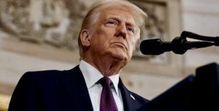 Le président américain Donald Trump a affirmé dans un entretien publié jeudi 8 janvier que seule sa propre «moralité» pouvait constituer une limite à sa gestion de la politique étrangère des États-Unis. Il ajoute «n’avoir pas besoin» du droit international.