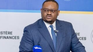Cette opération constitue la première tranche d’un programme plus vaste qui prévoit jusqu’à 1,5 milliard de dollars sur l’ensemble de l’année 2026. Le gouvernement entend ainsi étaler son recours aux marchés afin de limiter les risques financiers.