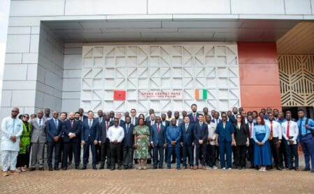 Institut de Recherche en Énergie Solaire et Énergies Nouvelles (IRESEN), Université Mohammed VI Polytechnique (UM6P), le Green Energy Park Maroc et l’Institut National Polytechnique Houphouët-Boigny (INP-HB) ont officiellement inauguré, à Yamoussoukro, le Green Energy Park Maroc–Côte d’Ivoire (GEP-MCI).