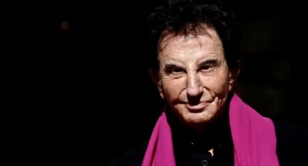 Face à la polémique grandissante autour des liens de Jack Lang avec Jeffrey Epstein, révélés par la publication de millions de documents par la Justice américaine, l'exécutif français s'inquiète pour l'image de l'Institut du monde arabe qu'il dirige. 