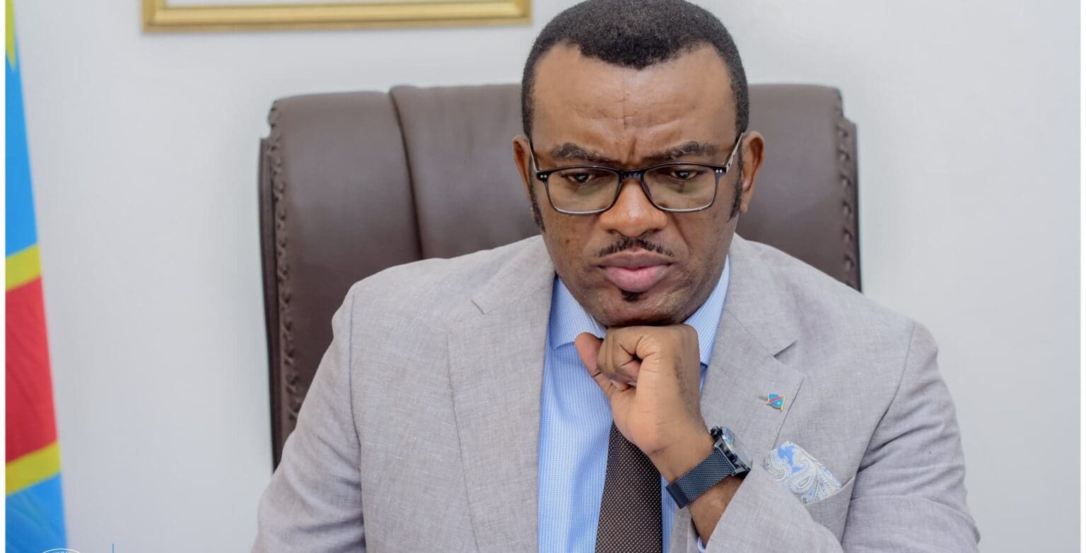 En République démocratique du Congo, ces retards traduisent un déséquilibre plus profond entre richesse potentielle et capacité effective de gestion publique.