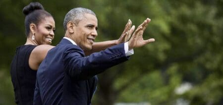 Haine au cœur de la Maison-Blanche | Truth Social : Trump diffuse puis retire une vidéo raciste montrant le couple Obama en singes