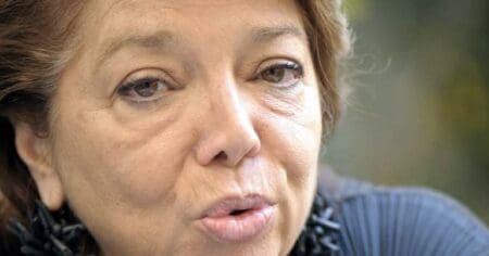 Leïla Shahid a été de 1994 à 2005 la déléguée générale de l’Autorité palestinienne en France, avant d’occuper les mêmes fonctions à Bruxelles durant la décennie suivante. L’actuelle ambassadrice de la Palestine en France, Hala Abou-Hassira, a salué sur X «une ambassadrice iconique,» déplorant «une immense perte pour la Palestine, et pour le monde qui croit en la justice.»