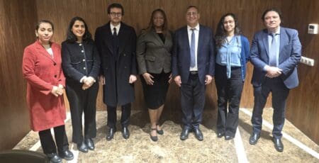 Le Groupe de la Banque africaine de développement (BAD), à travers l’Initiative pour les banques vertes africaines et le Centre de coopération multilatérale pour le financement du développement, a lancé mercredi à Rabat un programme d’assistance technique au profit du Groupe Crédit Agricole du Maroc (GCAM). Cette initiative est soutenue par un don d’1 million de dollars destiné à renforcer les capacités de la banque marocaine en matière de finance verte.
