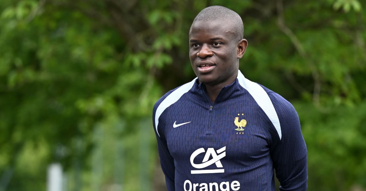 La semaine dernière, la France a joué deux matchs amicaux de préparation à la Coupe du Monde de football qui se tiendra aux États-Unis à partir du mois de juin 2026. L’un remporté face au Brésil, le second face à la Colombie.
