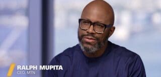 Afrique du Sud | Télécoms : MTN s’apprête à sortir du bourbier syrien Les résultats du processus d'appel d'offres seront dévoilés le 15 juin prochain lors du Mobile World Congress de Barcelone. Selon le schéma retenu par les autorités syriennes, l'opérateur adjudicataire de l’appel d’offres exploitera une licence sur 20 ans et détiendra une participation de 75 % dans sa filiale locale, tandis que le fonds souverain syrien détiendra les 25 % restants.
