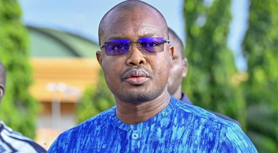 Burkina Faso | Secteur extractif : un apport historique de 600 milliards de FCFA pour le Trésor public Le secteur minier confirme son rôle de poumon économique du Burkina Faso. Les chiffres publiés par l’ITIE sont sans appel : 612 milliards de francs CFA (soit environ 1,07 milliard de dollars) ont été injectés dans les caisses de l’État au cours de l’année 2024. Ce montant marque un tournant historique, illustrant la montée en puissance du secteur extractif.