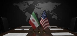 Moyen-Orient | Bases aux négociations : les dessous des 10 points du Plan de paix de l’Iran Non-agression, levée des sanctions… Voici ce que demande le régime de Téhéran. Islamabad assure que les deux parties sont "très avancées dans la conclusion d'un accord définitif concernant une paix durable avec l'Iran et la paix au Moyen-Orient.” Sur son réseau Truth Social, Donald Trump indique avoir “reçu une proposition en 10 points de la part" de Téhéran avec qui les États-Unis viennent de s'accorder sur un cessez-le-feu de deux semaines. “Nous estimons qu'il s'agit d'une base viable pour les négociations”, souligne le président américain.