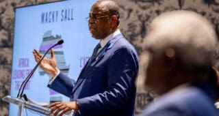 ONU | Élection : Macky Sall en pole position pour succéder à Guterres Selon une étude publiée par le cabinet américain Holding Price Limited, Macky Sall arrive en tête avec 38,6 % des intentions de vote. L’ancien président du Sénégal devance largement ses concurrents, parmi lesquels l’ancienne présidente du Chili, Michelle Bachelet (24,2 %), l’argentin Rafael Grossi, actuel Directeur général de l’Agence internationale de l'énergie atomique (AIEA) (21,7 %) et Rebeca Grynspan, économiste et ancienne deuxième vice-présidente du Costa Rica (15,5 %).