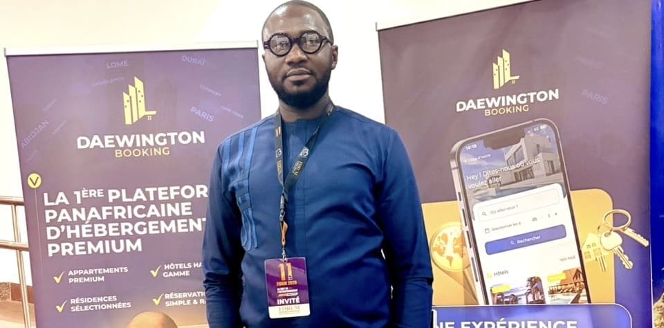 Mali | Daewington Booking : la nouvelle application panafricaine de l’hospitalité premium Le 24 mars 2026 restera une date charnière pour l’écosystème «Tech» continental. C’est dans le cadre prestigieux du Forum International pour le Développement de l’Entrepreneuriat en Afrique (FIDEM) que la startup Daewington Booking a dévoilé son offensive : la première solution panafricaine structurée dédiée exclusivement à l’hébergement de prestige.