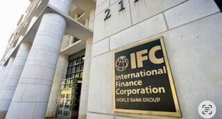 Burkina Faso, Sénégal | Financement : La SFI mobilise 45 millions de dollars pour Coris Bank et Vista Bank au profit des PME À travers deux opérations totalisant jusqu’à 45 millions de dollars, l’institution entend renforcer l’accès au crédit des micro, petites et moyennes entreprises (MPME) au Sénégal et au Burkina Faso, avec une attention particulière portée à l’entrepreneuriat féminin.