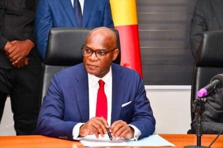 C’est la quatrième sortie de Brazzaville sur les marchés financiers internationaux en six mois, après une levée de fonds sur la place de Londres en novembre 2025 après deux décennies d’absence. La prime de risque pays a baissé de plus de 400 points de base sur la période. «Cette opération est la démonstration que la République du Congo est aujourd'hui un émetteur souverain crédible et reconnu sur les marchés internationaux», soutient Christian