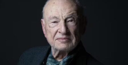 Montpellier | Mort d’Edgar Morin : monument centenaire de la vie intellectuelle française “Jusqu'à ses derniers jours, Edgar Morin est demeuré attentif au monde, aux autres et aux grands enjeux humains qui ont nourri sa pensée”, indique samedi matin son épouse, Sabah Abouessalam Morin, dans un communiqué transmis à l'Agence France-Presse.