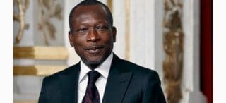 Bénin | Campagne agricole 2026-2027 : Porto-Novo dégaine 31 milliards pour blinder son agriculture Le verdict est tombé ce mercredi 13 mai : le Bénin maintient son cap protectionniste en faveur du monde rural. Alors que les marchés internationaux des fertilisants restent sous haute tension, l’exécutif béninois a décidé de sortir l’artillerie lourde. Une enveloppe de 31,8 milliards de FCFA a été débloquée pour la campagne 2026-2027. L’objectif est limpide : absorber le choc de la hausse des coûts de production pour que celle-ci ne retombe pas sur les épaules des paysans.