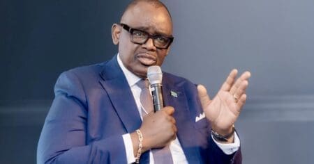 Selon le ministre, le projet serait développé dans la province du Kasaï-Oriental dans le cadre d'une joint-venture entre la multinationale chinoise et la Société publique minière de Bakwanga (Miba) qui fut jadis spécialisée dans le diamant. S’il se concrétise, ce projet ferait déplacer le centre de gravité de l’industrie cuprifère congolaise historiquement basée dans le Grand Katanga. D'après l’agence Bloomberg, le chef de l’Etat congolais Félix Tshisekedi souhaite voir le dossier avancer rapidement.