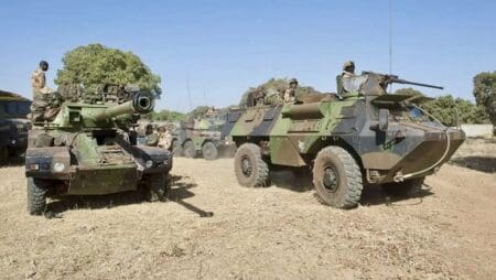 Voici le top 10 des pays importateurs d'Afrique subsaharienne sur les 42 présents sur la liste du SIPRI. En Afrique subsaharienne, Nigéria, Sénégal et Mali figurent parmi les plus grands importateurs d'armes, portant la part régionale à 13 %, selon SIPRI.