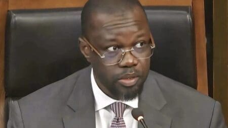 Si le départ d’Ousmane Sonko de la Primature peut lever un obstacle à un accord avec le FMI, ses répercussions encore imprévisibles, présentent des risques potentiels pour les investisseurs.   
