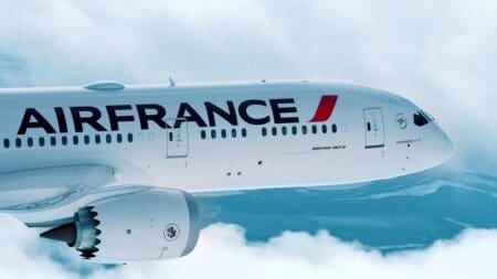 Air France a acté la fermeture de sa représentation locale au Mali. L’information a été révélée par Agence Presse Afrique, qui cite un courrier adressé à la Direction générale de la société ATS, partenaire local de la compagnie.