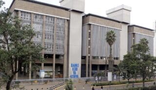 L’attrait du Kenya réside dans son rôle de porte d’entrée vers la Communauté d’Afrique de l’Est, un bloc régional en pleine croissance avec en moyenne 5 % par an, au moins. « Cela devient extrêmement attractif », explique Kenny Fihla, PDG du groupe bancaire sud-africain Absa. Ce dernier a confié à Reuters que le groupe allait augmenter sa participation dans sa filiale kényane à 85 % du capital par le biais d'une offre publique d'achat (OPA)