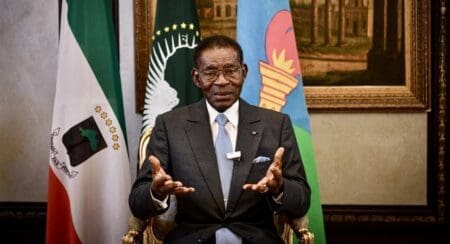 L'ensemble du cabinet a démissionné alors que le gouvernement tente de relancer les projets de développement en retard dans ce pays riche en pétrole. Malgré des décennies de revenus pétroliers, la Guinée équatoriale n'est pas parvenue à une croissance économique généralisée ni à une diversification réussie.