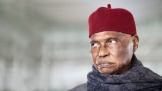 Cependant, une telle longévité pour une personnalité d'exception est toujours l'occasion, pour ceux qui ont eu l'honneur et la chance de le côtoyer tant soit peu, de lui exprimer quelques marques de gratitude.