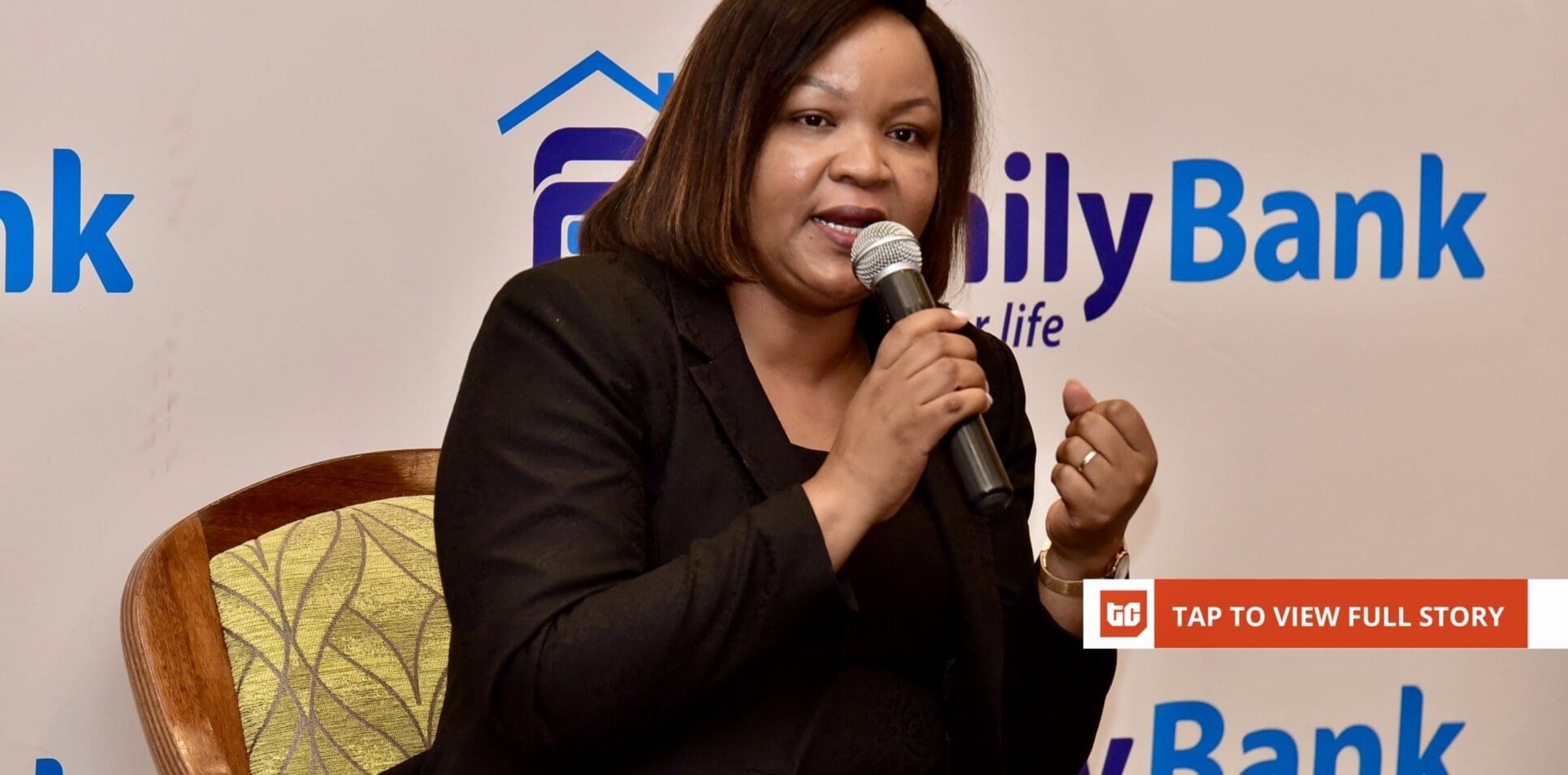 Kenya | Bourse : lancement de la cotation de Family Bank Family Bank a annoncé, jeudi 11 juin, avoir reçu l’aval de l’Autorité kenyane des marchés de capitaux (CMA) pour faire son entrée à la Bourse de Nairobi (NSE). À compter du 23 juin, l’établissement sera coté selon la formule de la cotation directe, un mécanisme permettant aux actionnaires existants de négocier leurs titres sur le marché sans émission de nouvelles actions ni appel à des capitaux supplémentaires.