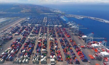 Port de Tanger Med, véritable pivot logistique reliant l’Afrique, l’Europe et les marchés internationaux.