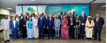 Les récentes tensions qu'a connues le monde ont rappelé la vulnérabilité du continent africain face aux conflits géopolitiques. L'Afrique a l'opportunité de redéfinir les règles du jeu en se replaçant au centre des chaînes de valeur mondiales. « L'Afrique ne peut plus être considérée simplement comme un réservoir de matières premières.
