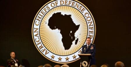 Pour le ministre angolais de la Défense nationale, des Anciens Combattants et des Vétérans de la patrie, Lúcio Gonçalves Amaral, « ce partenariat dépasse le cadre traditionnel de la coopération militaire. »