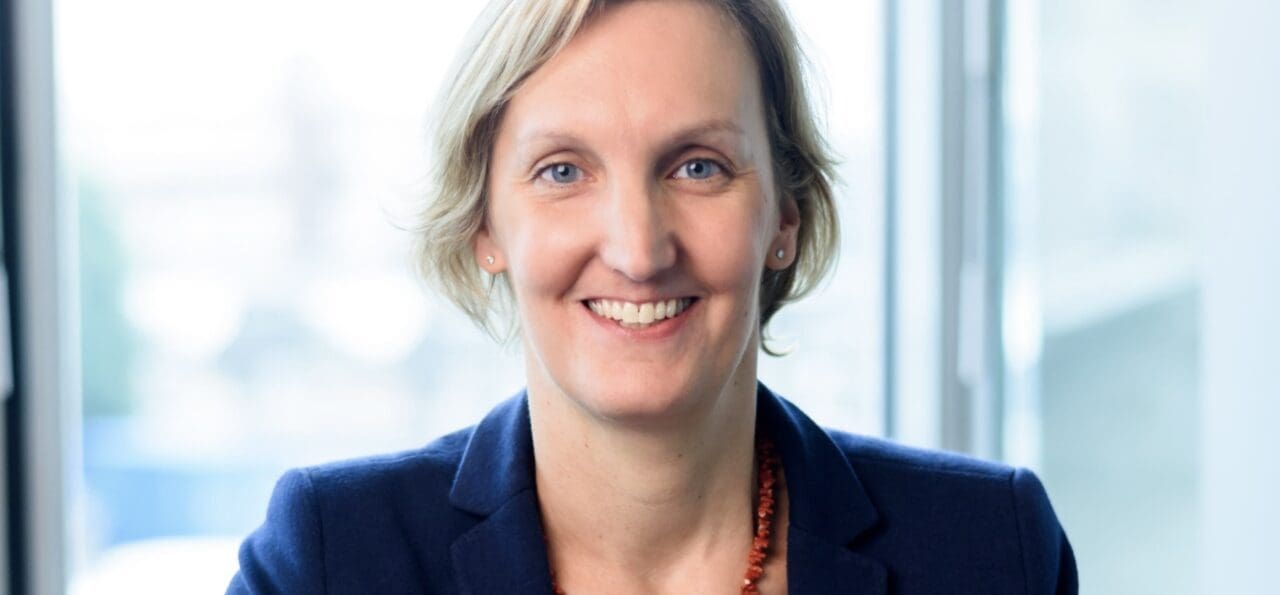 Nouvelle gouvernance chez Proparco | Nomination : Emmanuelle Riedel Drouin devient directrice générale déléguée Proparco annonce la nomination d'Emmanuelle Riedel Drouin en qualité de directrice générale déléguée. Jusqu'ici directrice du département Financements et membre du comité exécutif depuis 2022, elle succède à Djalal Khimdjee et rejoint la direction générale aux côtés de Françoise Lombard, directrice générale, et de Jean-Baptiste Sabatié, directeur général délégué.