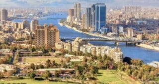 Le projet de loi confirme la montée en puissance de l'agence sous la présidence d'Abdel Fattah al-Sissi depuis 2017, date à laquelle Future of Egypt a débuté comme un petit projet de mise en valeur des terres. Transformée en autorité économique cinq ans plus tard par décret présidentiel, elle a ensuite pris en charge la gestion des importations de blé du pays.