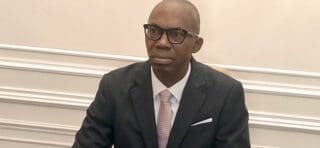 Gabon | Finances publiques : un double audit que redoute tout Libreville De l'autre, la Task force sur la dette publique, a documenté depuis six ans un système de surfacturations et de travaux fictifs qui explique en partie l’explosion de la dette intérieure, celle-ci ayant été multipliée par sept entre 2020 et 2023 !