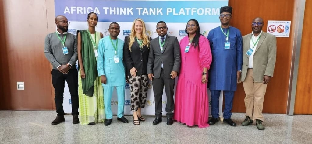 Afrique | Politiques publiques : 50 millions de dollars pour muscler les think tanks du continent La visite s'inscrit dans le démarrage de l'African Think Tank Platform (ATTP), une initiative quinquennale lancée en mai 2026 et dotée d'un financement de 50 millions de dollars du Groupe de la Banque mondiale. Parmi les 13 institutions retenues figure IPAR Think Tank, structure basée au Sénégal et active dans près de onze pays d'Afrique de l'Ouest.