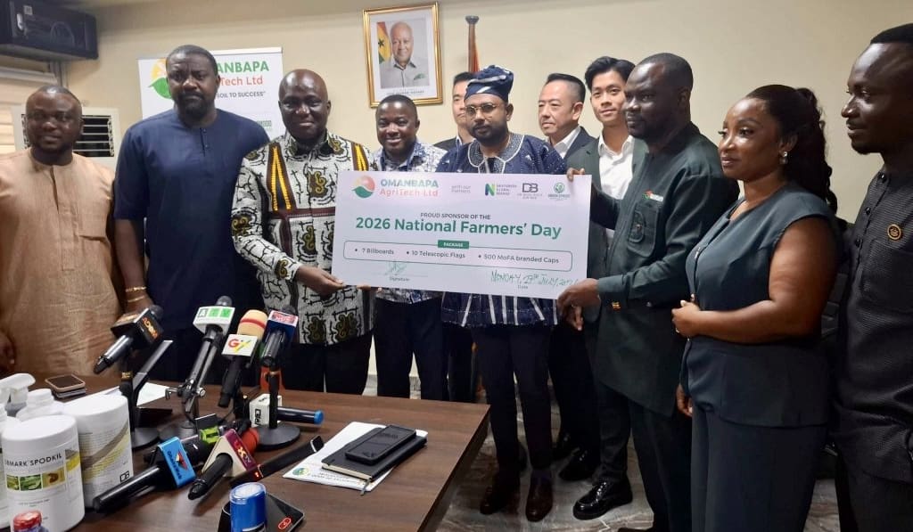 Ghana | Fertilisants : face à la flambée des engrais, Omanbapa mise 10 millions de dollars sur les biofertilisants Le 28 juillet, Omanbapa AgriTech a signé un protocole d'accord avec le ministère de l'Alimentation et de l'Agriculture en vue de construire une usine de fabrication d'engrais organiques, un investissement estimé à 10 millions de dollars.