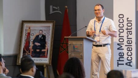 Tech | Winter Summit de Plug and Play : une startup marocaine va représenter le Royaume dans la Silicon Valley — avec une IA qui fait le métier de conseiller crédit Le 15 juillet, au Technopark de Casablanca, devant près de 150 banquiers, investisseurs et dirigeants d'entreprise, la deuxième cohorte de The Morocco Accelerator refermait trois mois d'accompagnement. Dix-neuf startups avaient été sélectionnées. Une seule est repartie avec les meilleures évaluations sur les deux critères du programme, Market Readiness et Investment Readiness : Afdal.