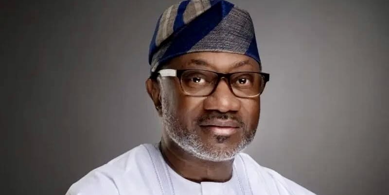 Femi Otedola ne laisse plus place à l'ambiguïté. Le président du conseil d'administration de First HoldCo., maison-mère de First Bank of Nigeria, revendique ouvertement son objectif : devenir actionnaire majoritaire.