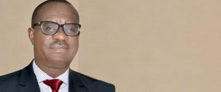 Afrique de l’Ouest | Finance : la BIDC passe de B2 à B1 chez Moody’s et se rapproche du graal « investment grade » Basée à Lomé au Togo, l'institution de financement du développement des quinze États de l'Afrique de l'Ouest reste en catégorie spéculative, mais se rapproche d'un cran du seuil « investment grade. » De quoi améliorer ses conditions d'accès aux marchés internationaux de capitaux.