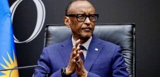 Énergie | Raffinerie de Lamu : Kagame confirme l’intérêt du Rwanda pour le mégaprojet de Dangote Interrogé en conférence de presse, Paul Kagame a indiqué que les discussions étaient réelles mais encore à un stade préliminaire : « c'est un travail en cours », a-t-il résumé, ajoutant que le Rwanda serait « très heureux de participer à ce type d'investissement. »