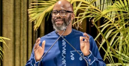 MTN Group | Actionnariat : 375 millions de dollars de rachats d’actions pour capter les investisseurs mondiaux Ce type d'opération, courant chez les grands opérateurs occidentaux, reste rare parmi les entreprises cotées en Afrique subsaharienne. L'action MTN a gagné 4,6 % à la Bourse de Johannesburg le jour de l'annonce.
