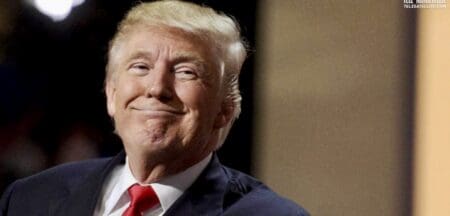 La Maison-Blanche a ensuite diffusé sur les réseaux sociaux une carte où la voie maritime qui sépare l’Iran et le sultanat d’Oman est désignée sous le nom de «détroit Trump» avec le commentaire «Ça sonne bien». Pressé par un journaliste de l’AFP sur la question, le locataire de la Maison-Blanche a toutefois affirmé quelques heures plus tard en souriant qu’il avait «juste lancé ça comme ça».