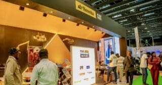 Les besoins devraient continuer de progresser au rythme des investissements prévus en Côte d’Ivoire. Le Plan national de développement (PND) 2026-2030 programme 114 838,5 milliards FCFA d’investissements sur cinq ans, dont 70,2 % attendus du secteur privé. Dans les infrastructures, il prévoit notamment 1 014 km d’autoroutes, 6 774 km de routes interurbaines bitumées et 141 ouvrages d’art.
