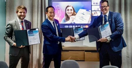 Johannesburg, 17 septembre 2026. L'industrie aérospatiale sud-africaine vient de gagner un allié de poids. Airbus Southern Africa, l'Université du Witwatersrand (Wits) et l'Institut Supérieur de l'Aéronautique et de l'Espace (ISAE-SUPAERO) ont signé un protocole d'accord établissant une collaboration stratégique de quatre ans.