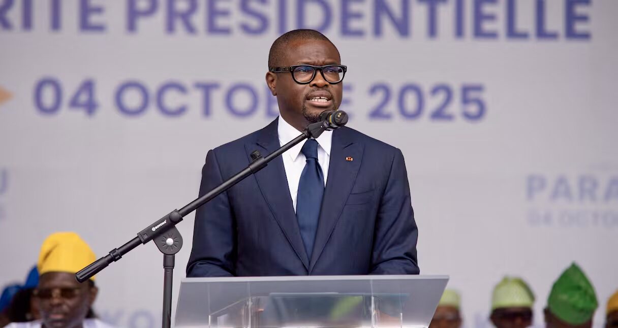 Cette transaction, d’une maturité finale de 12 ans, vise à financer des investissements prioritaires dans l’éducation, la santé, l’accès à l’eau, les infrastructures, les énergies renouvelables et l’agriculture. Elle prévoit également des dispositions pour la création d’emplois destinés aux jeunes et aux femmes.